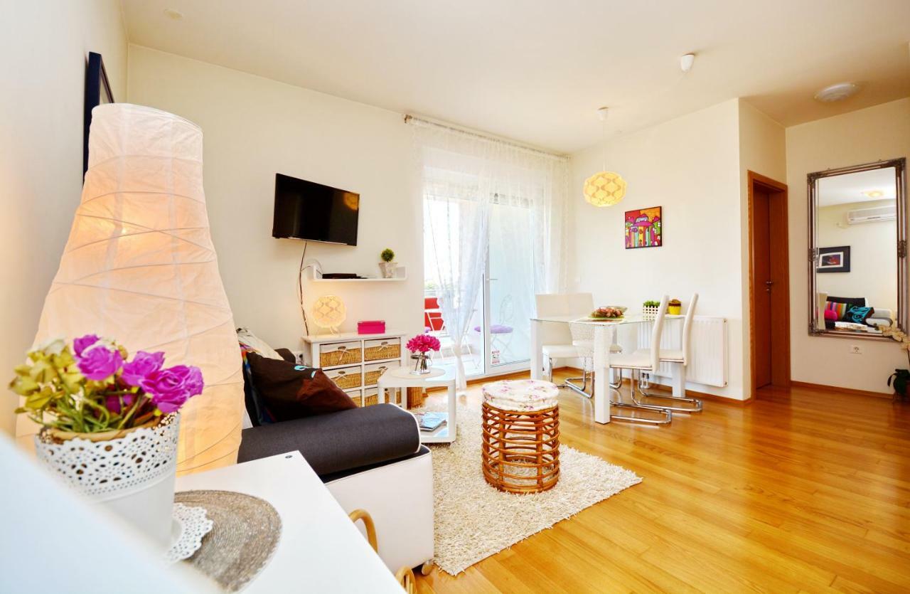 Apartment Vacation In Zadar - Mirna エクステリア 写真