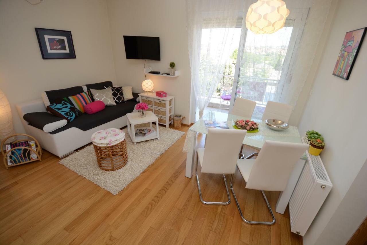 Apartment Vacation In Zadar - Mirna エクステリア 写真