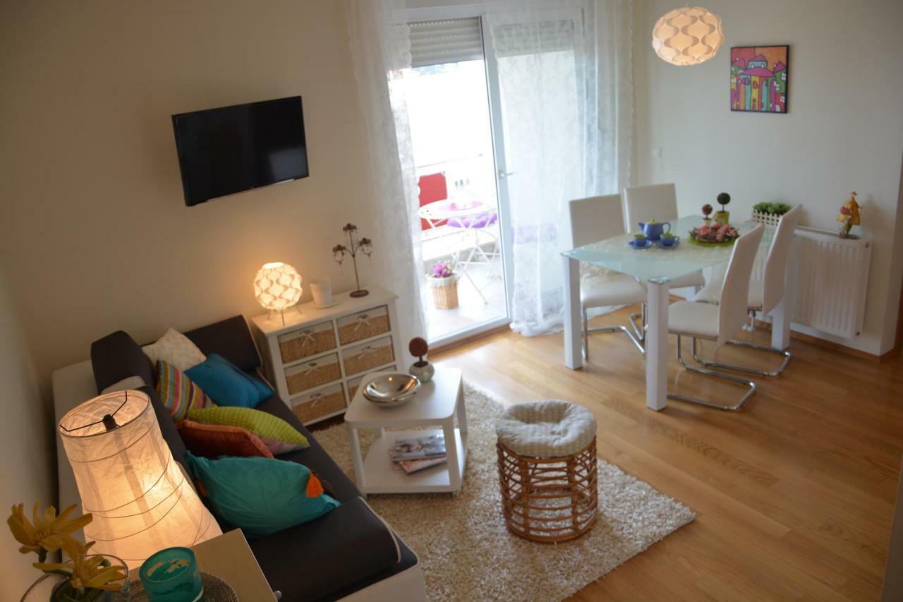 Apartment Vacation In Zadar - Mirna エクステリア 写真