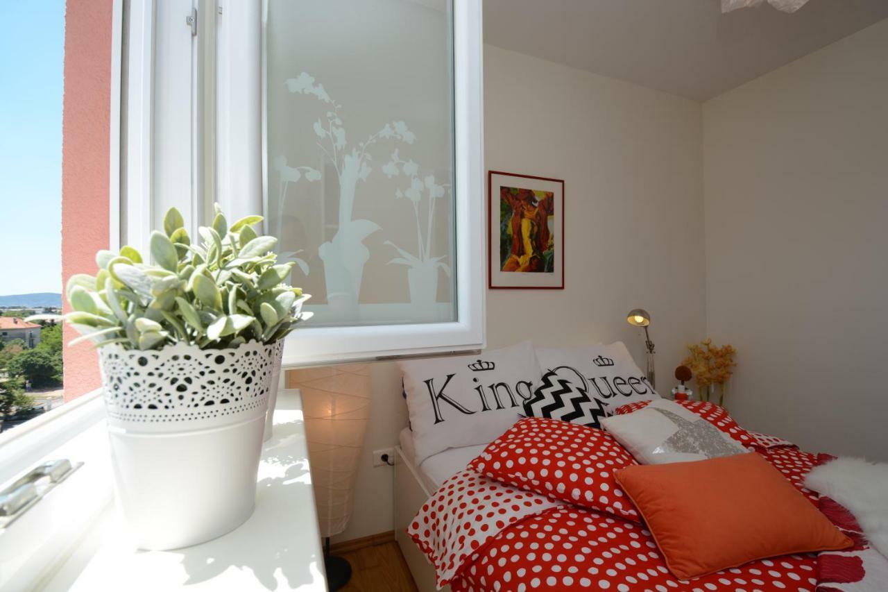 Apartment Vacation In Zadar - Mirna エクステリア 写真