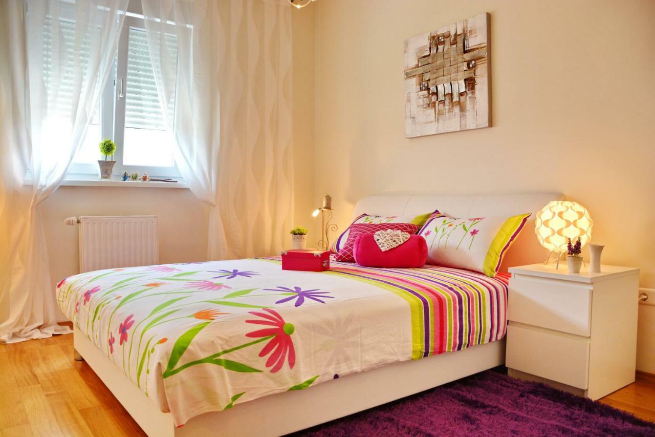Apartment Vacation In Zadar - Mirna エクステリア 写真