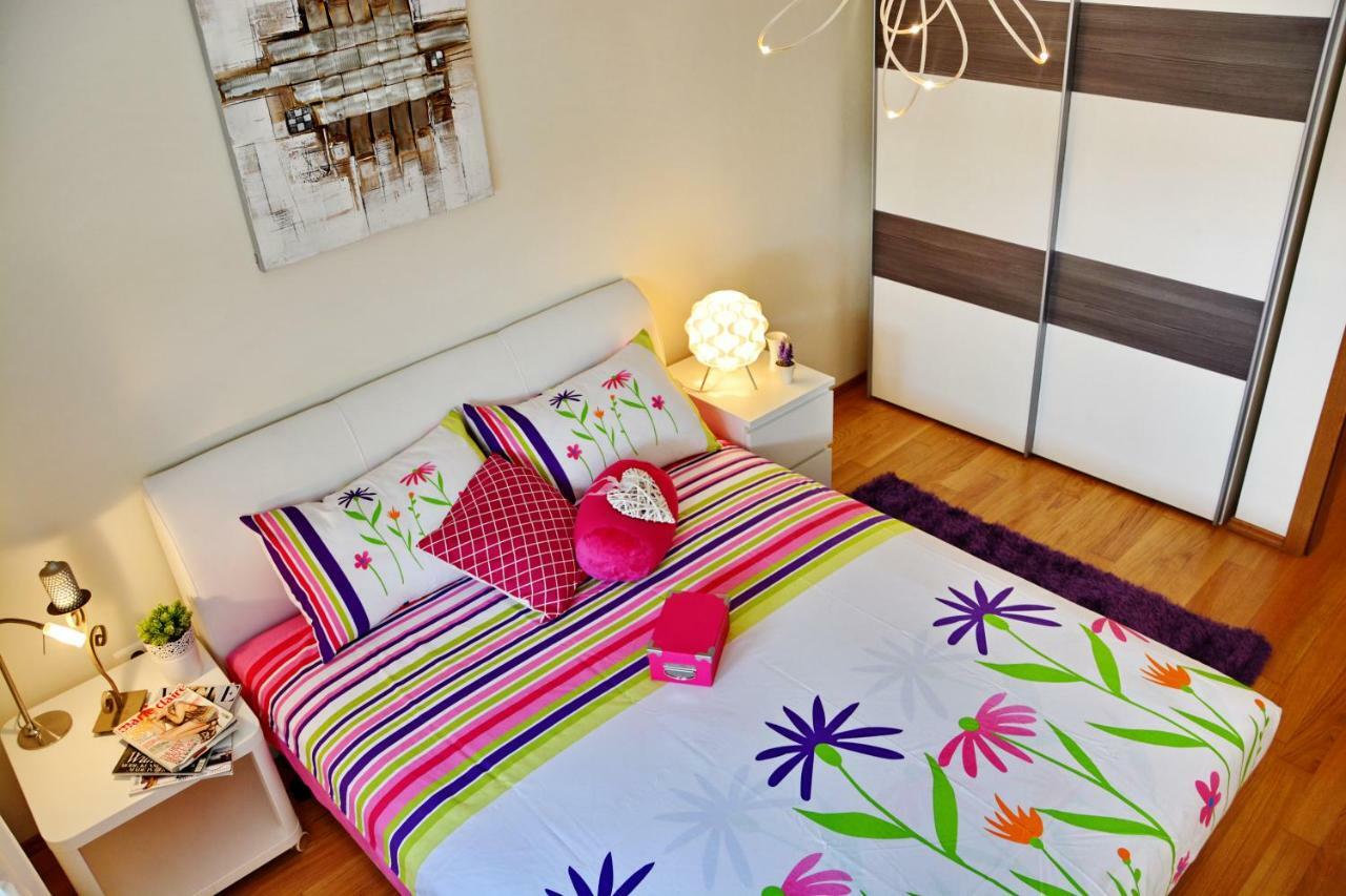 Apartment Vacation In Zadar - Mirna エクステリア 写真